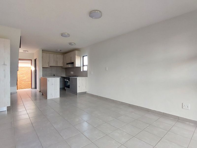 Brand new double storey, 2-bedr, 2-bathr unit, garden + garag for sale directly from the developer - Photo 5