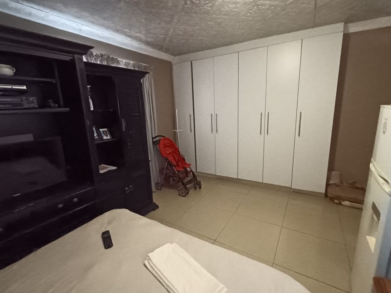 4 Bedroom house in Buffalo flats - Photo 3