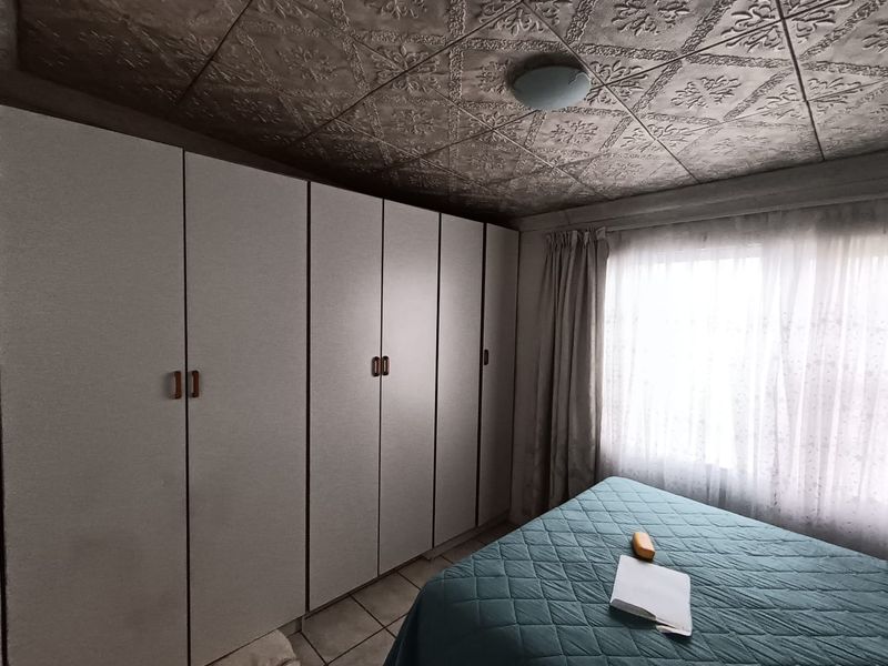 4 Bedroom house in Buffalo flats - Photo 5