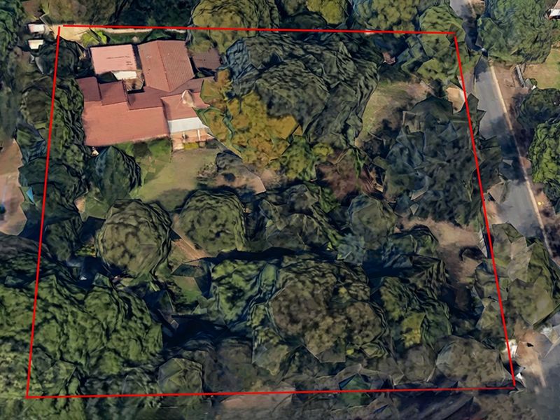 Large 3,969m2 Stand in Secure Edenburg Enclosure – Renovate, Extend or Redevelop - Photo 2