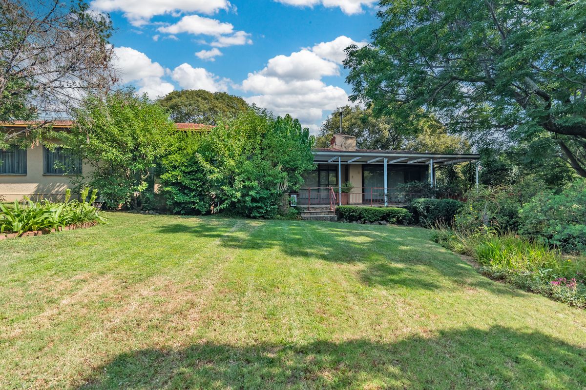 Large 3,969m2 Stand in Secure Edenburg Enclosure – Renovate, Extend or Redevelop - Photo 4