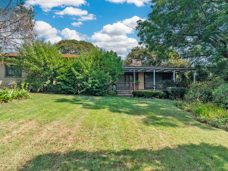 Large 3,969m2 Stand in Secure Edenburg Enclosure – Renovate, Extend or Redevelop - Photo 4