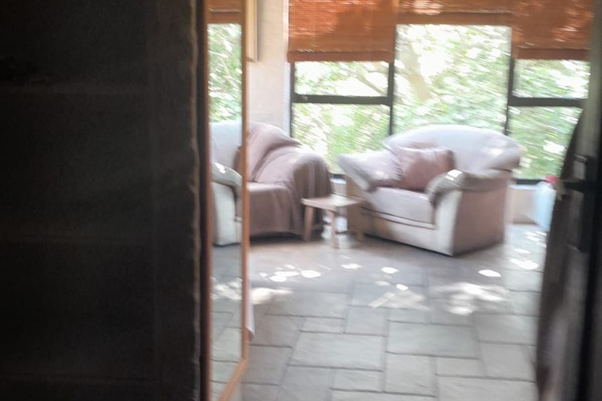 Beautiful Family Home in the Heart of the Kloof - Photo 3