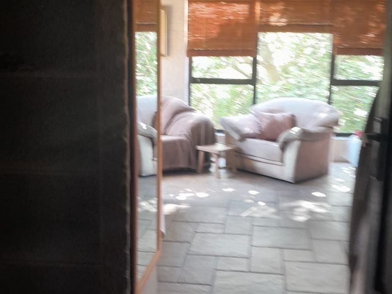 Beautiful Family Home in the Heart of the Kloof - Photo 3