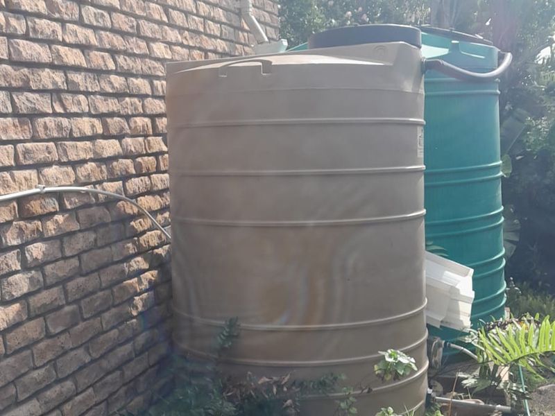 Beautiful Family Home in the Heart of the Kloof - Photo 9