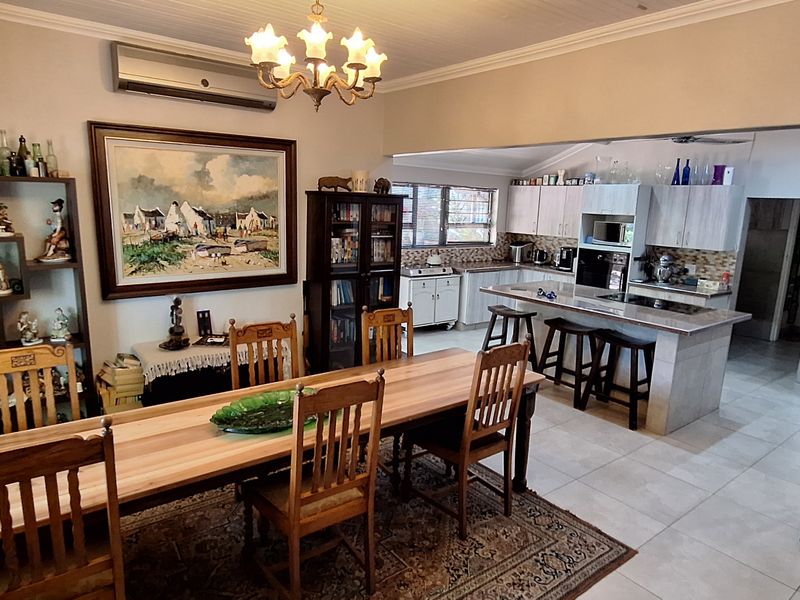 Dream Family Home Plus Super Rental Income from 3 Flats - Photo 5