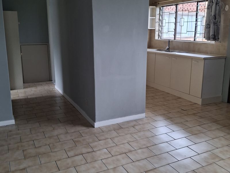 Your Urban Sanctuary Awaits On Bluff Road - Photo 3