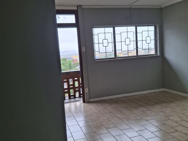 Your Urban Sanctuary Awaits On Bluff Road - Photo 5