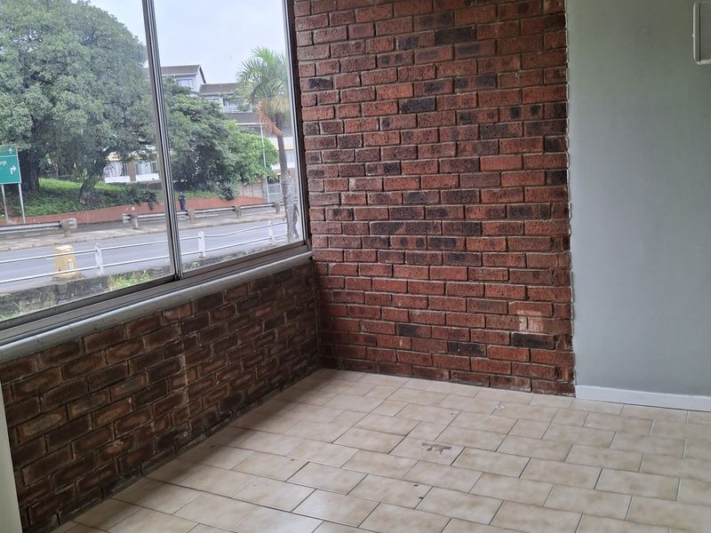 Your Urban Sanctuary Awaits On Bluff Road - Photo 7