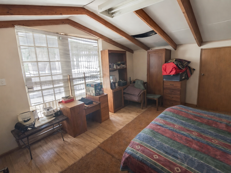 Huge Potential Property – Renovate, Rent Out or Redevelop - Photo 6