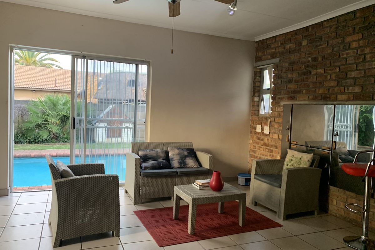 Where Comfort Meets Entertainment – A Home to Love! - Photo 3