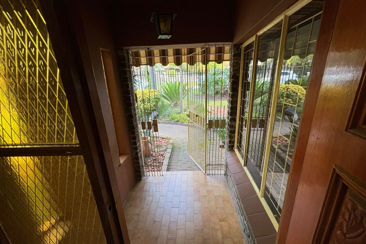 Family home for sale Pioneer park - Photo 5