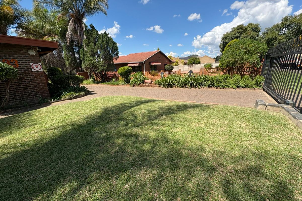 Family home for sale Pioneer park - Photo 3