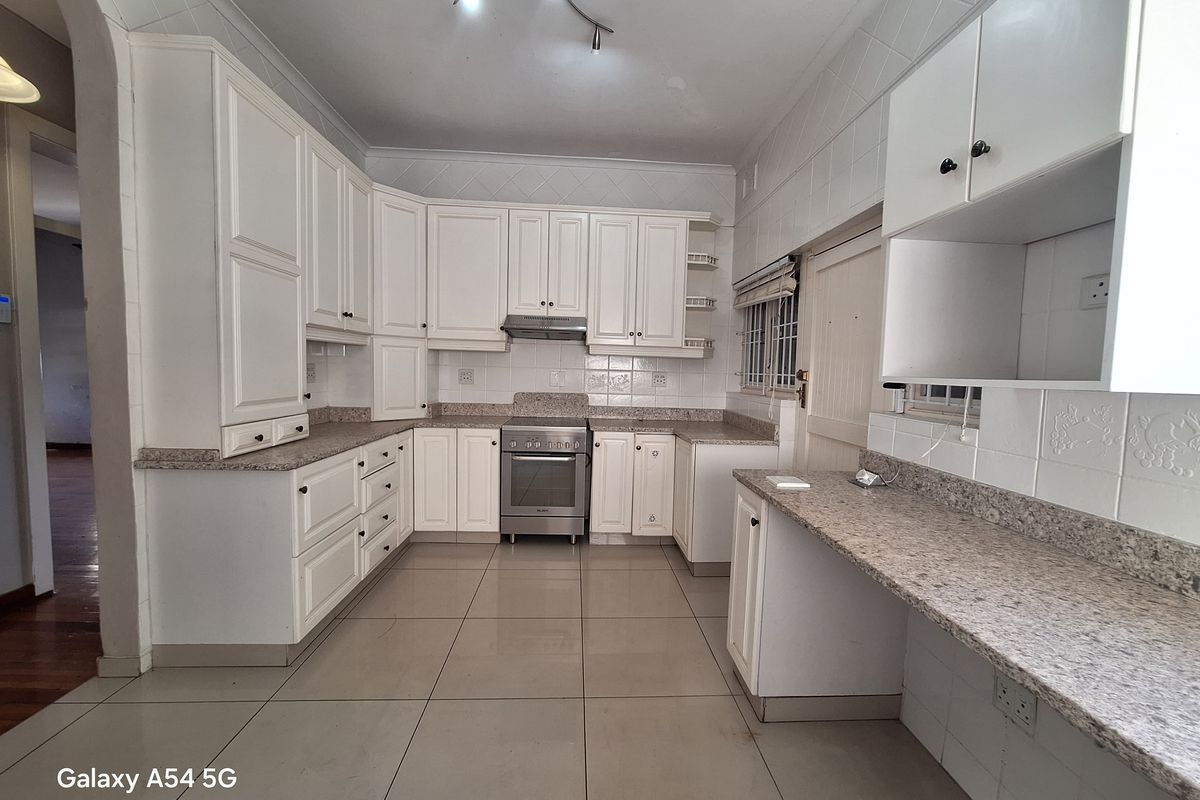 Prime Investment Opportunity – Walking Distance to UKZN - Photo 3