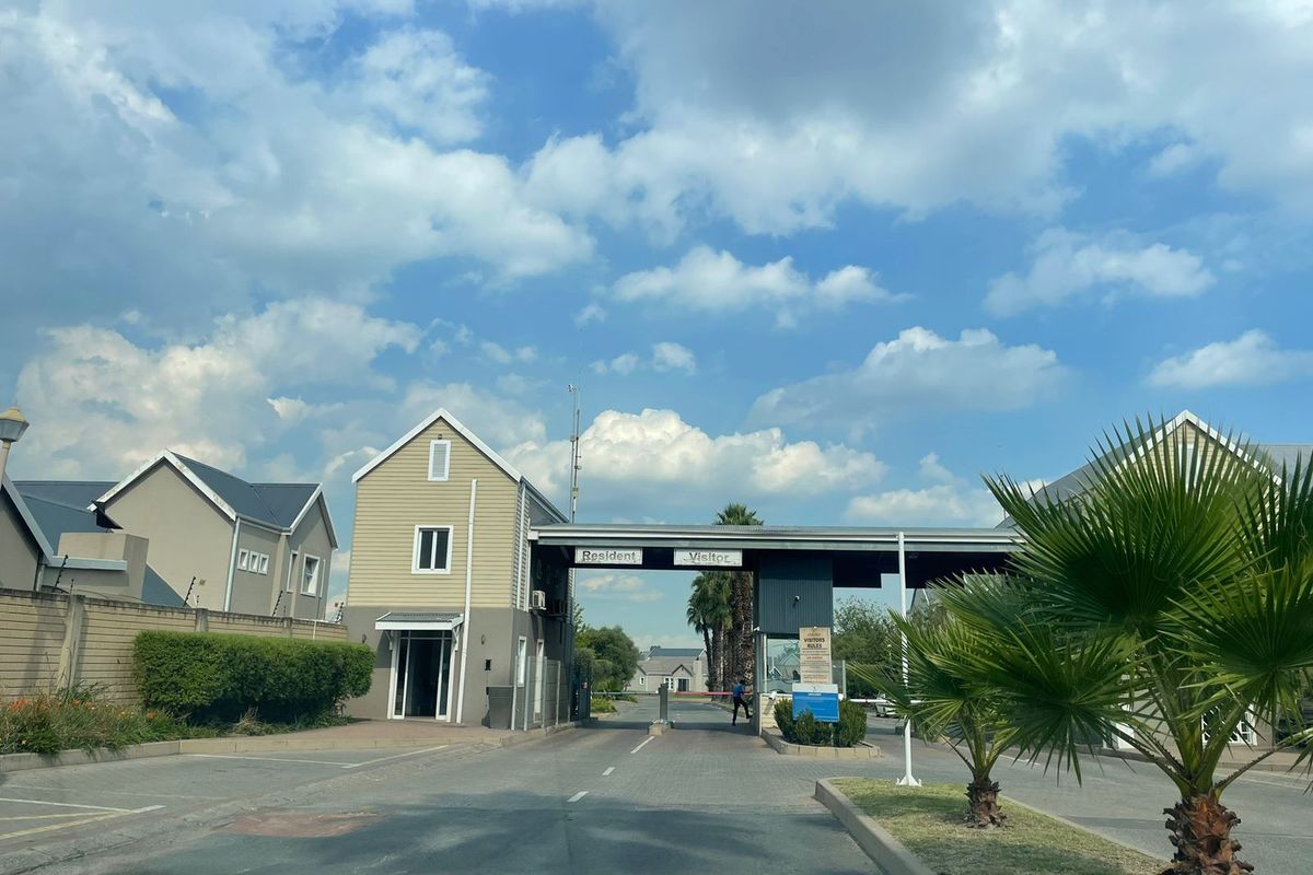 Vacant Land with available building packages for Sale – Secure Estate Living - Photo 3