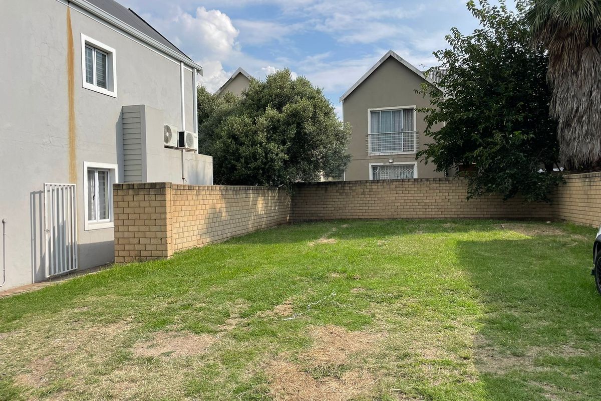 Vacant Land with available building packages for Sale – Secure Estate Living - Photo 2