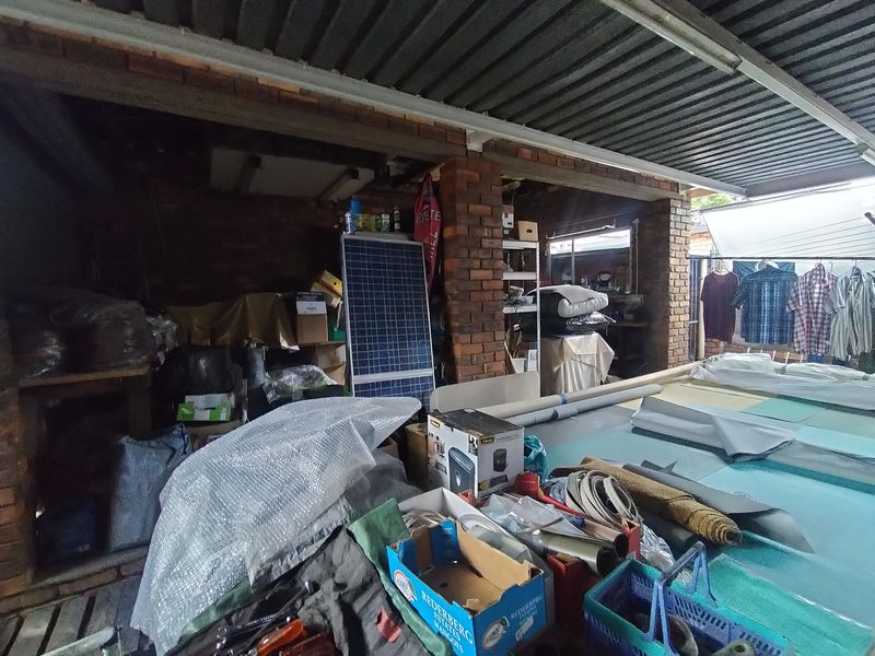 Move-In Ready Facebrick Gem with No Levies in Theresapark - Photo 10