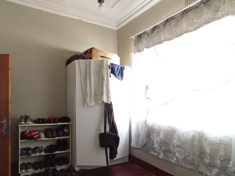 Spacious Family Home perfect for family living! - Photo 10