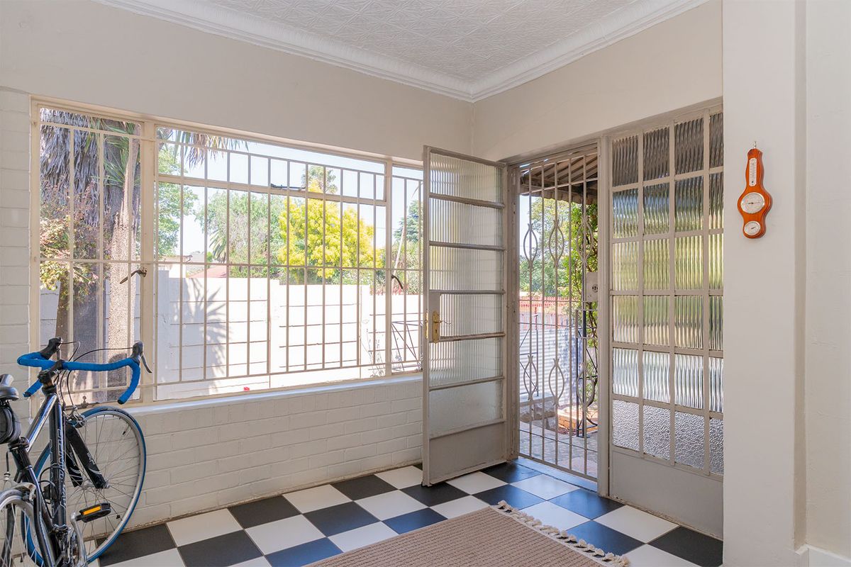 Perfect Home  for Family Living - Photo 3