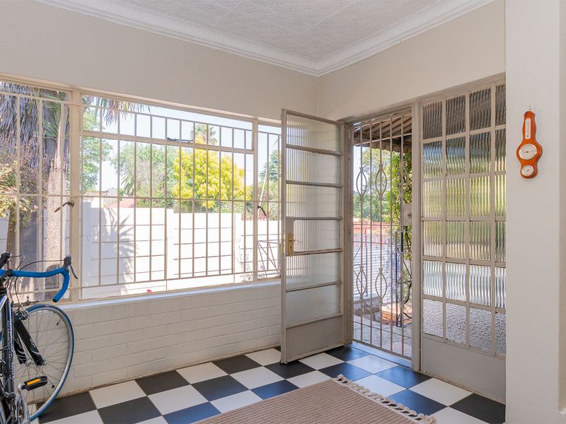 Perfect Home  for Family Living - Photo 3