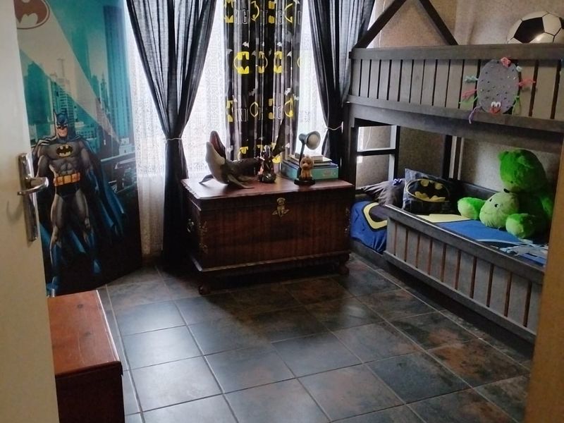 Live Luxury Non-Distressed Auction! Bidding to Start From R550 000 - Parklands Estate - Photo 2