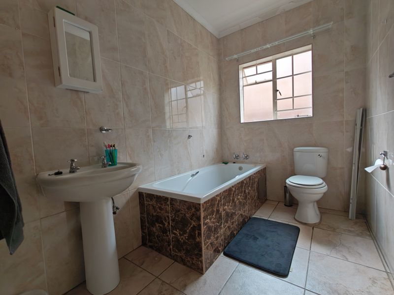 Prime Property – Grab It Before It’s Gone! - Photo 10