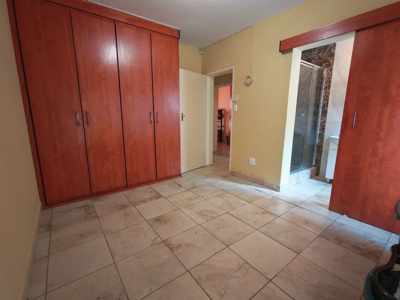 Prime Property – Grab It Before It’s Gone! - Photo 8