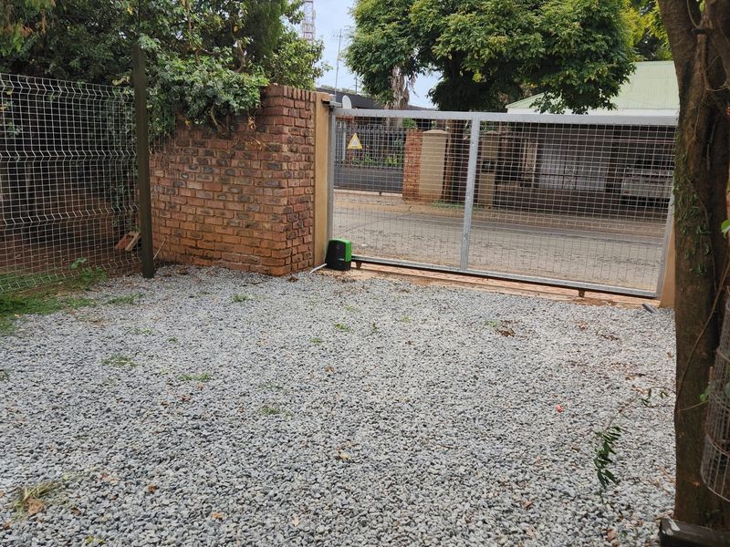 Apartment Rental Monthly In Potchefstroom - Photo 10