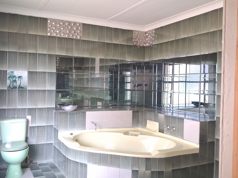 Spacious Family Home or Business Opportunity To Rent in Rensburg, Heidelberg - Photo 6