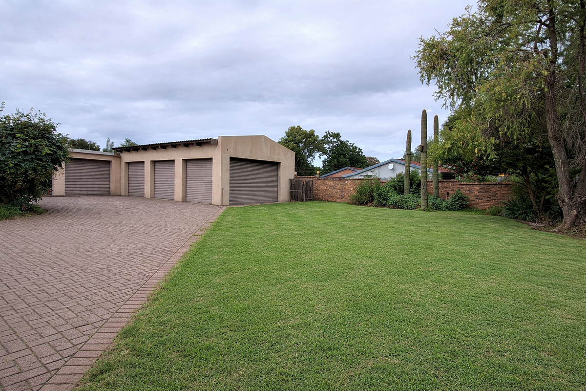 Spacious Family Home or Business Opportunity To Rent in Rensburg, Heidelberg - Photo 2