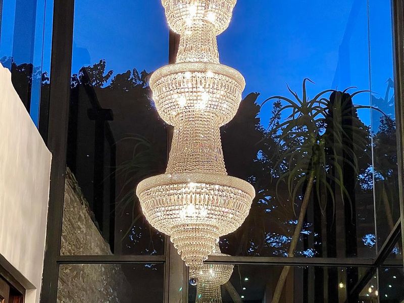 Luxury Family Residence In quiet Area - Photo 9