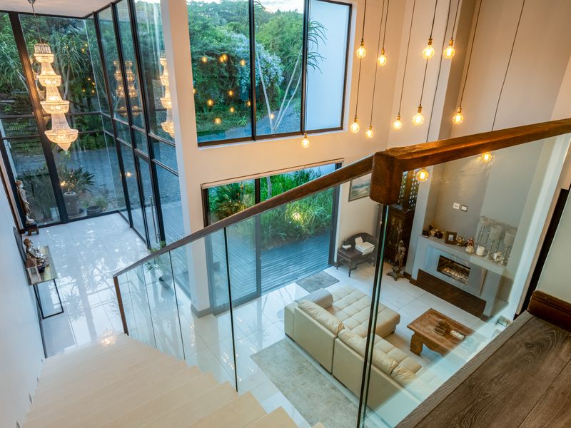 Luxury Family Residence In quiet Area - Photo 7