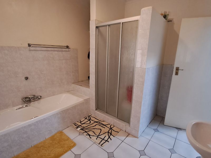 Spacious Family Home – Nature on Your Doorstep! - Photo 9