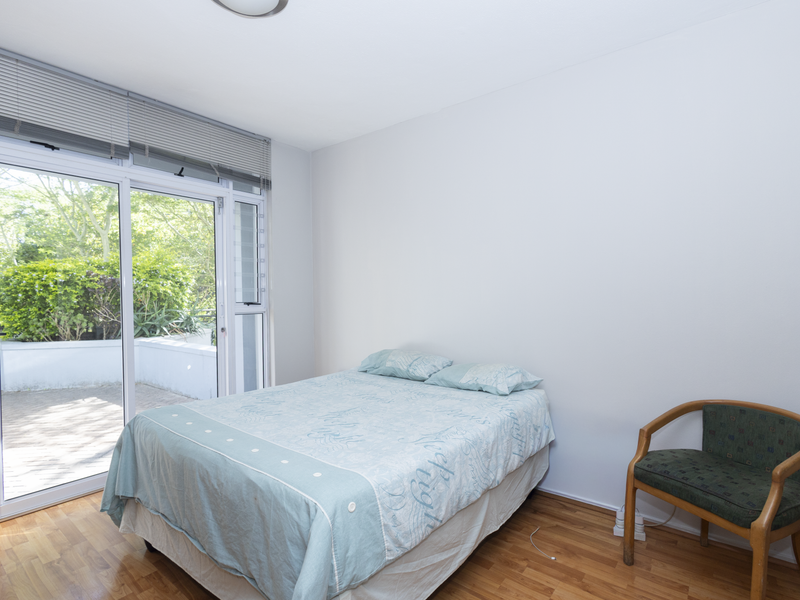 THREE BEDROOM GROUND FLOOR APARTMENT IN VUE DE LA RIVE - Photo 9