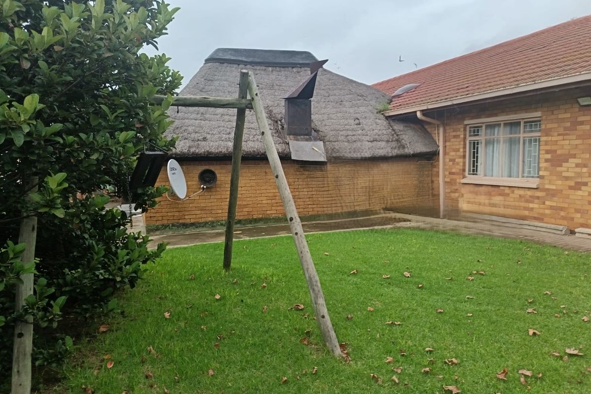 A dream location packed with Potential - Photo 3