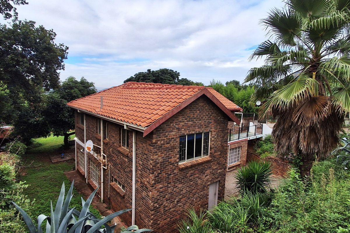 Property for Sale in Schoemansville, Hartbeespoort - Photo 2