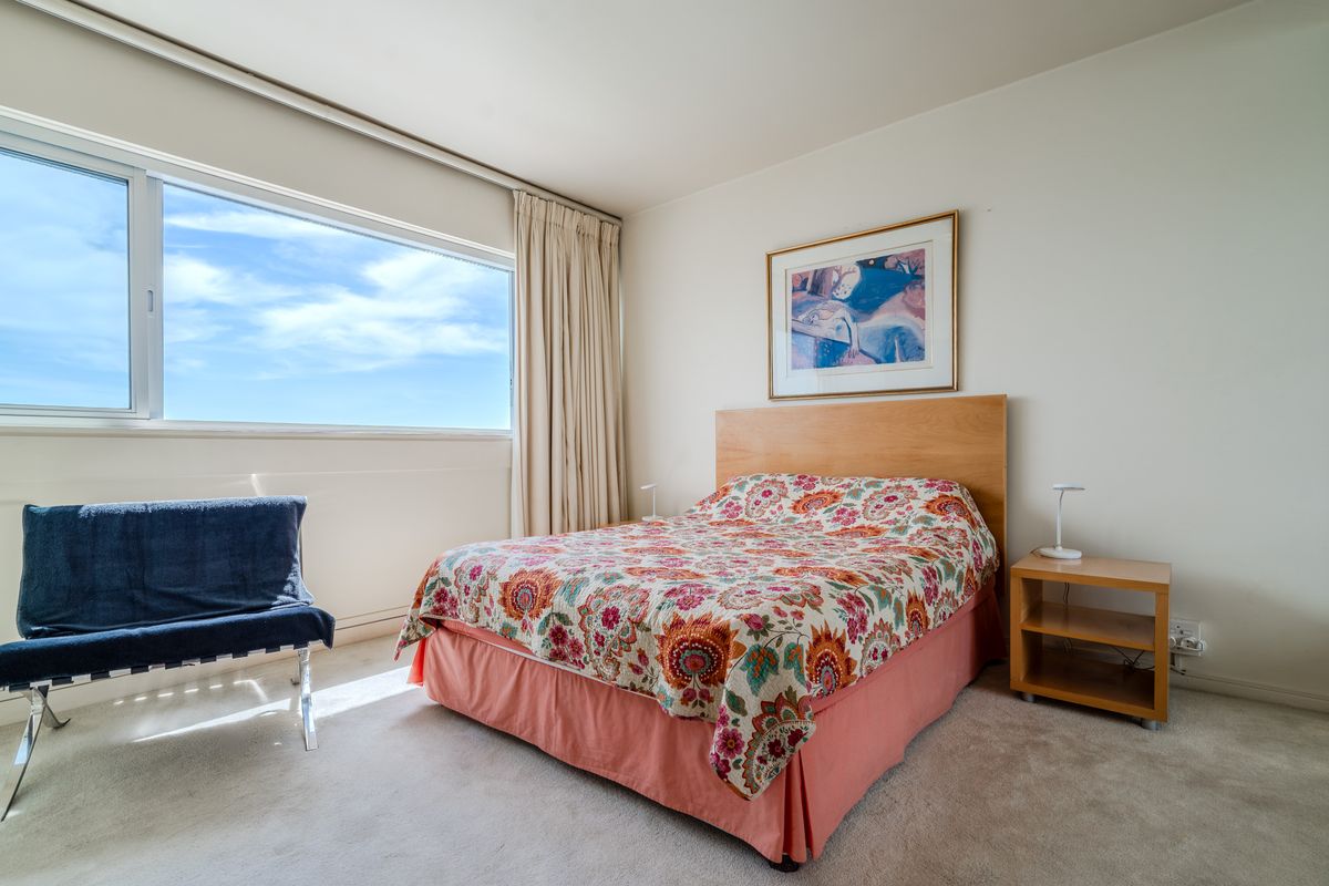 Furnished Two Bedroom Apartment with Ocean Views - Photo 2