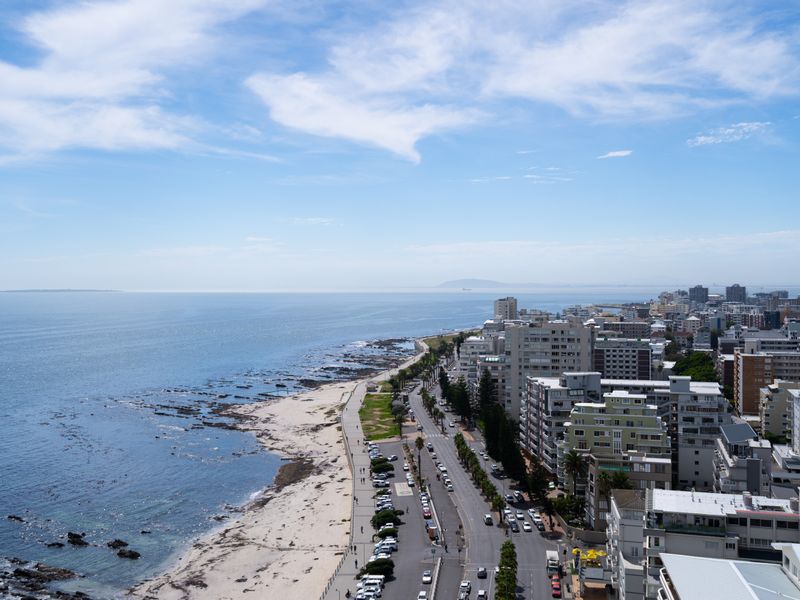 Furnished Two Bedroom Apartment with Ocean Views - Photo 9