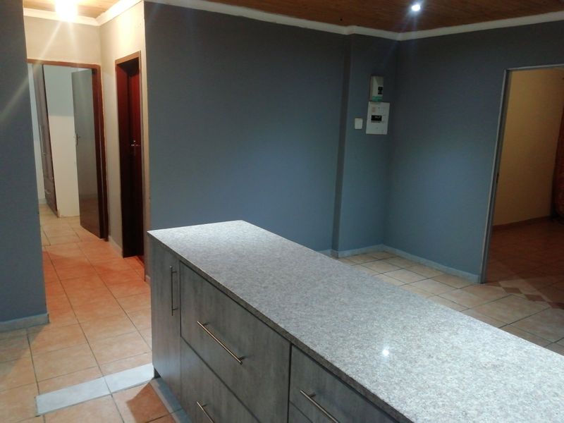 House Rental Monthly In Evaton - Photo 3