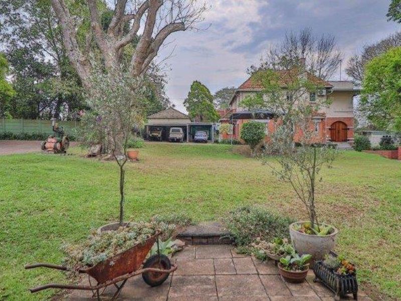 Great Investment Opportunity- Spacious Family Residences or Potential for Student Accommodation - Photo 10
