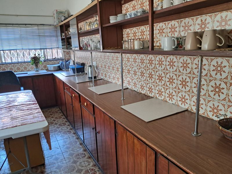 Central Raisethorpe Property with Workshop - Photo 5