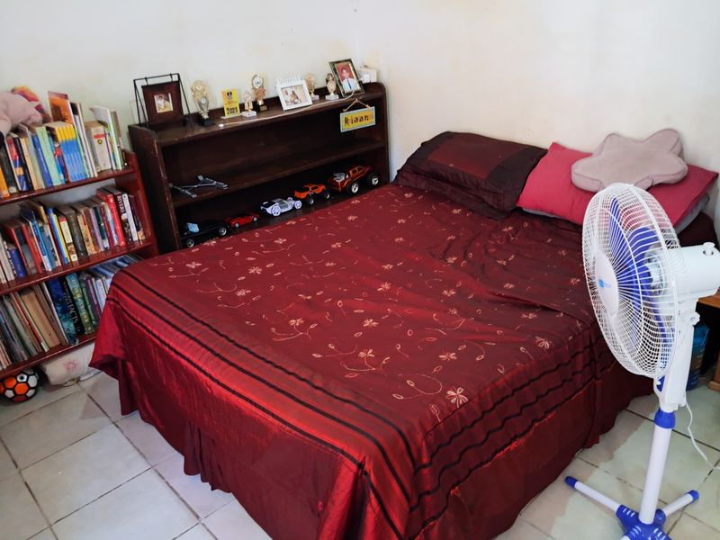 Central Raisethorpe Property with Workshop - Photo 8