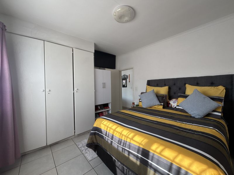 Bright & Welcoming 2-Bedroom Apartment in Rynfield - Photo 10