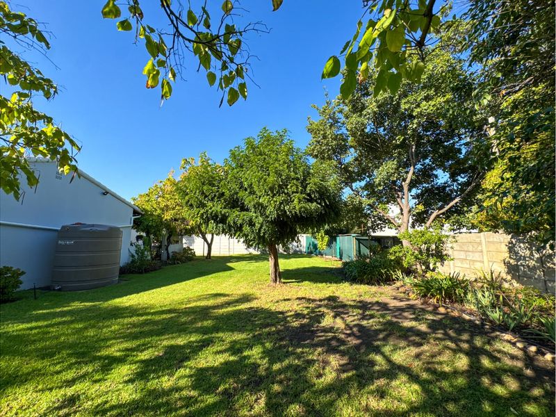 Sole Mandate - Country Living in the Heart of Prince Alfred Hamlet - Photo 7