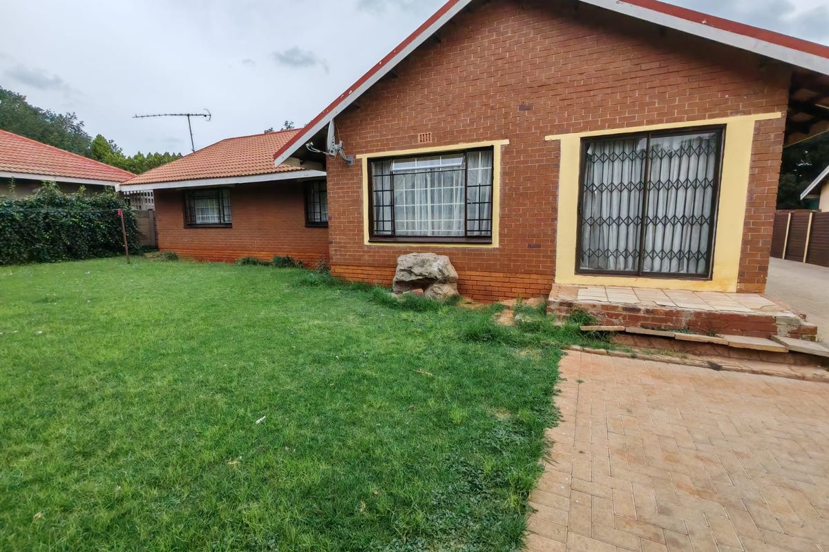 3 Bedroom House for Sale in Vaalpark. - Photo 3