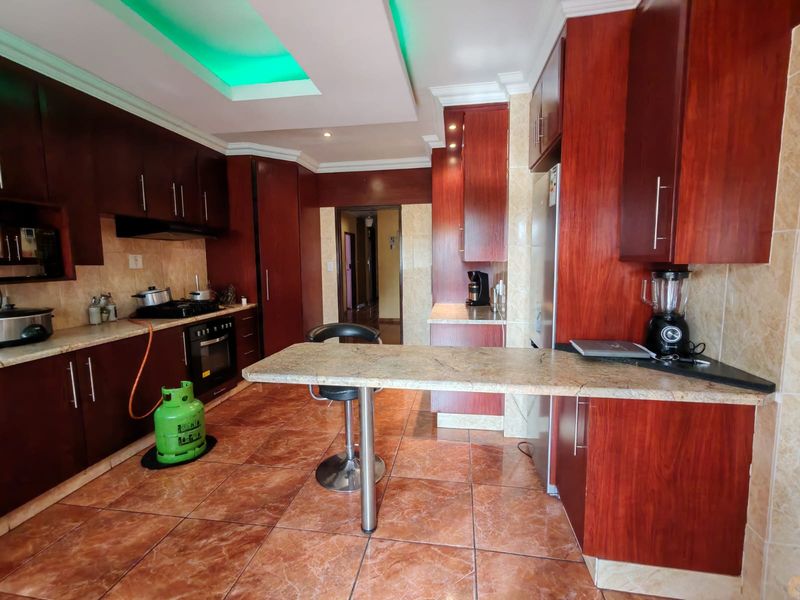 3 Bedroom House for Sale in Vaalpark. - Photo 4