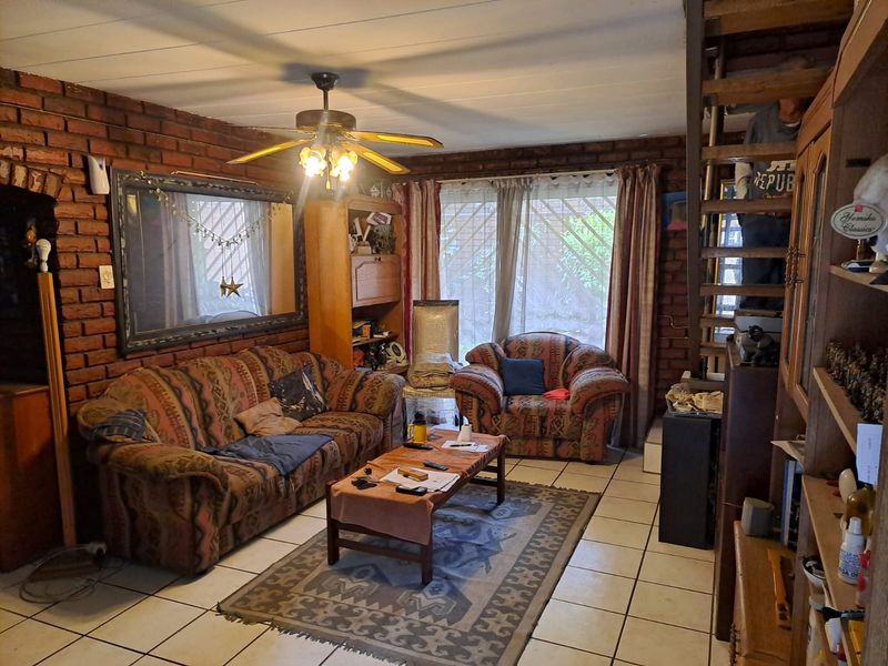 Comfortable Living For You and your Fur Friends! - Photo 3