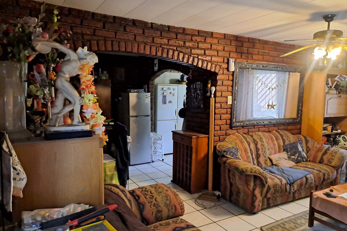 Comfortable Living For You and your Fur Friends! - Photo 4