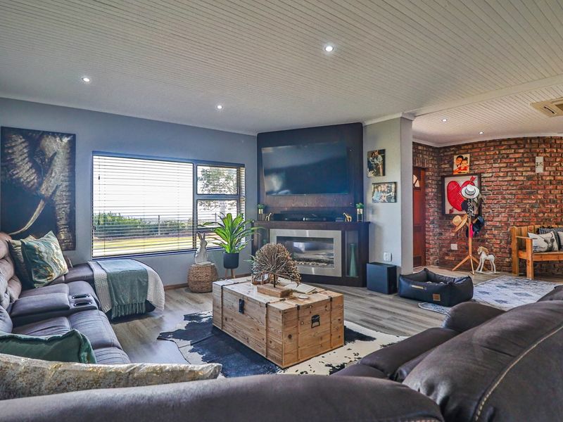 Versatile Lifestyle Estate with Home, Business Infrastructure & Agricultural Potential - Photo 2