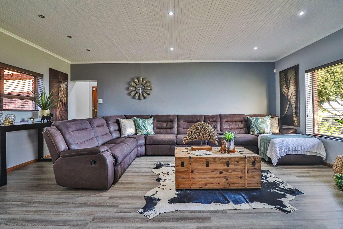 Versatile Lifestyle Estate with Home, Business Infrastructure & Agricultural Potential - Photo 3